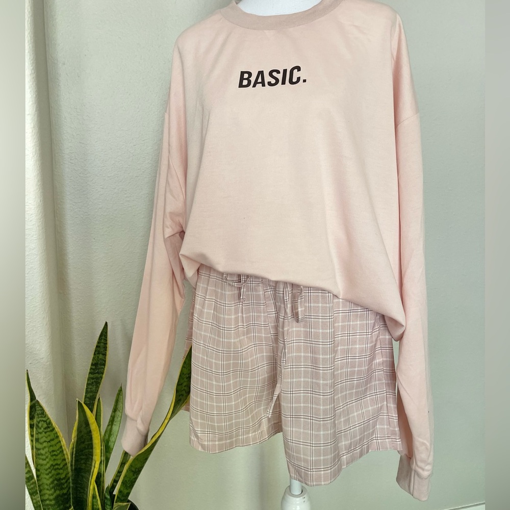 New - Pink BASIC Crewneck Pull over Sweatshirt - Picture 3 of 8